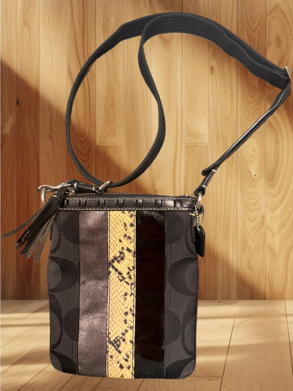 Coach Hamptons Vintage Signature Stripe Python Trim Swingpack 10266